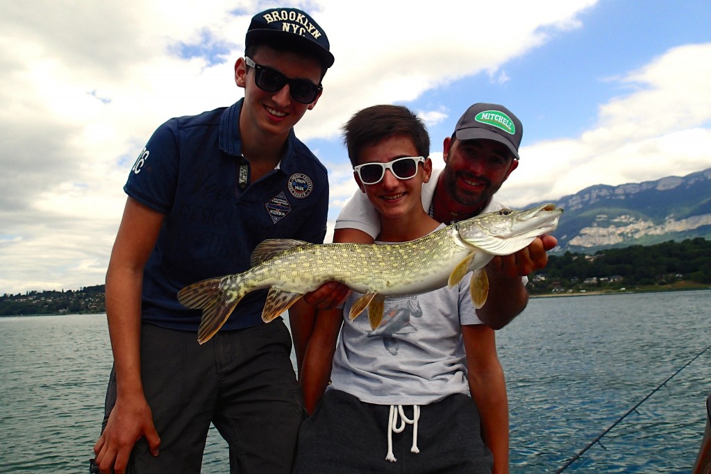 stage de pêche enfants ados en Savoie Haute-Savoie